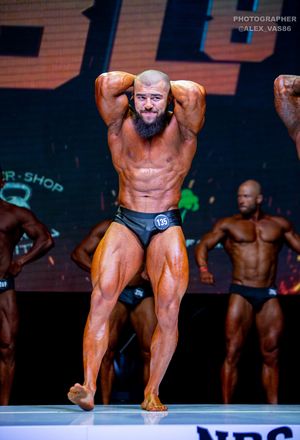 CLASSIC PHYSIQUE НОВИЧКИ